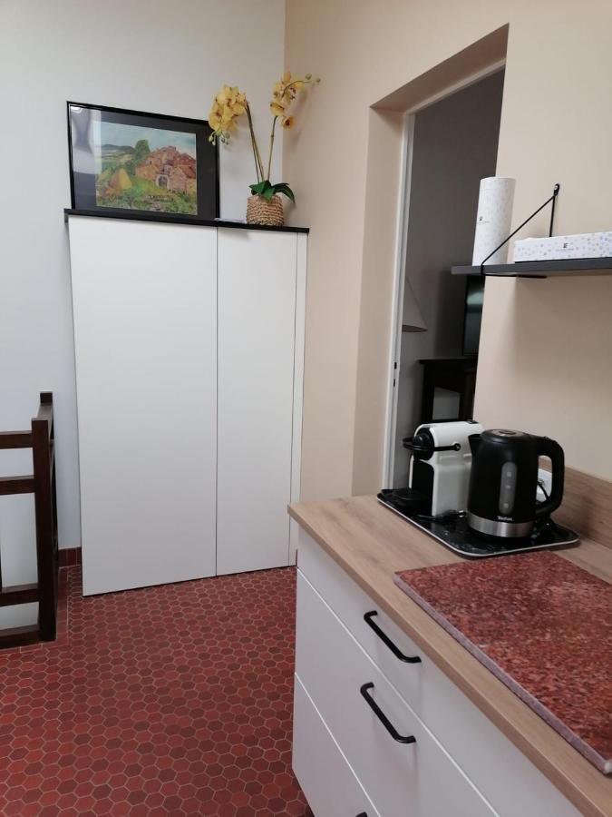 Apartament Lou Mas Suzoun Ucel Zewnętrze zdjęcie