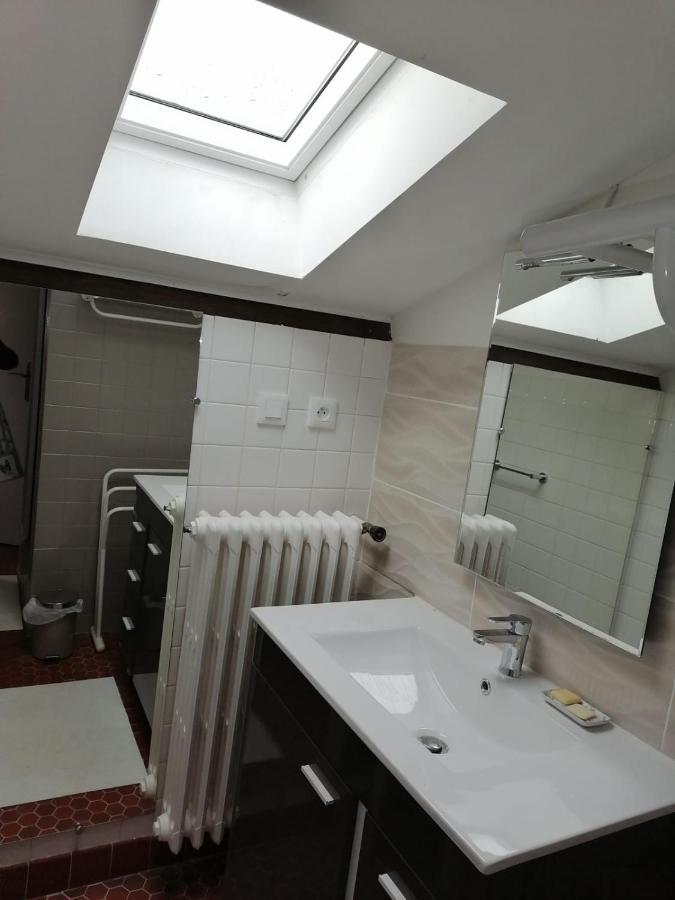 Apartament Lou Mas Suzoun Ucel Zewnętrze zdjęcie